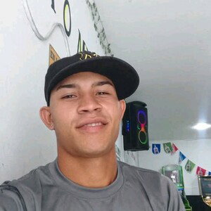 dime bebe_ Iverson Diaz 