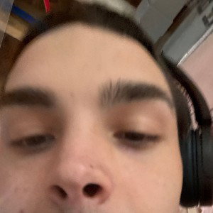 yeah they use the iphone mic