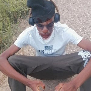 J Savage Owethu-_Just young  _Remix_