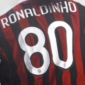 r10