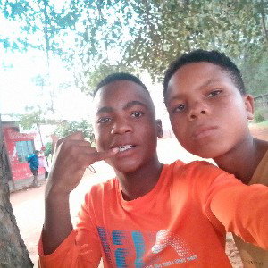 Young memo leratha ntwela 
