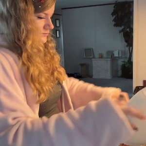  Colombian Connect (19:05:55)