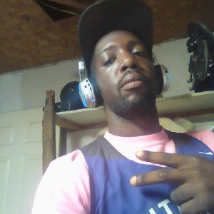 in the club gettin hype 