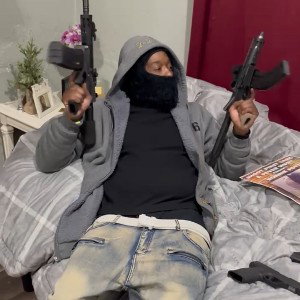 M4&Mac10’s Ft oldschool Happy 