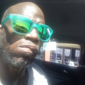 look me not being me 