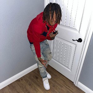 yeen living Like that