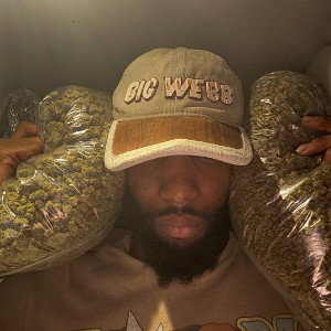 Big Webb - Smokin Out The Bale