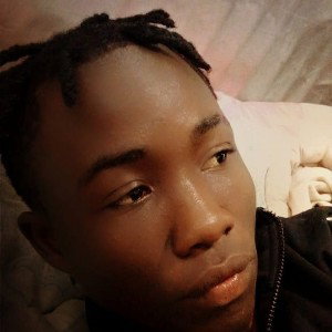 aroni bisaka