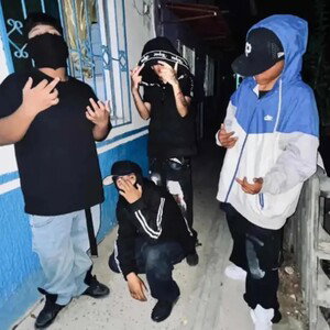 La 25 rifa en el barrio yo se pero la muerte viene hha diario y no 