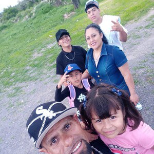 Canto a mis hijos, el futuro en mis manos,  