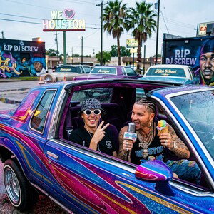 Captain E. - PEACE ✌️ UP in The Whips 