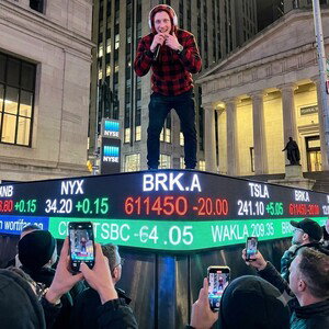 Captain E. - Goin Up Like Wall Street 📈