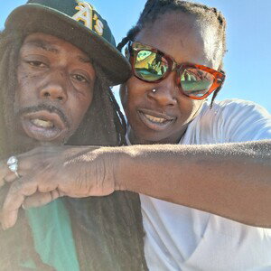 MB (follow my lead) ft swuwuwop_