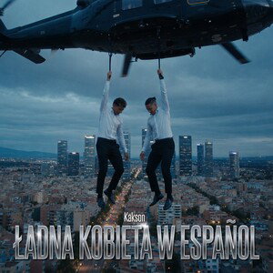 ładna kobieta w español