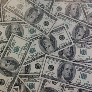 LOOK IM RICH