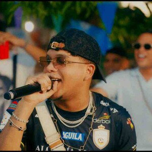 Luister La Voz - CLÁSICOS Y UNA MÁS (En Vivo)