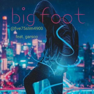  🐾BIG FOOT🫗
