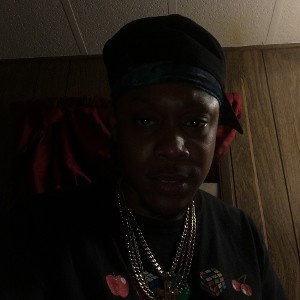 Niggas better leave me alone
