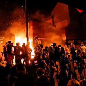 96 - Riot