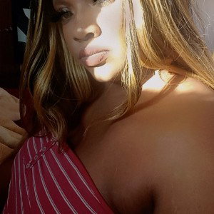 what I make the most money I td you now crown me 
undiscovered Basic Down for the money say she making pesos tragic made