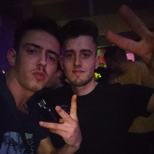 FREE CON LOS RESIDUOS DE LA PARTY