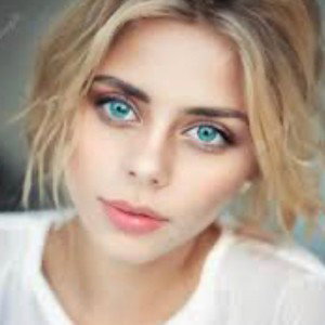 Das Mädchen mit den blauen Augen💙