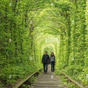 tunnel of ❤️ LUV
