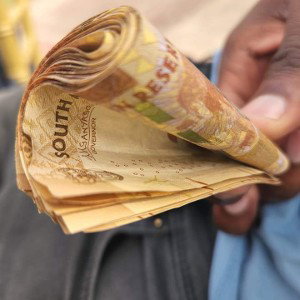 N$ 100 