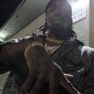 Off My Chest By: Tha GriMMz 