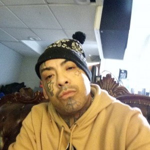 ,its like this thatand this anda its like that  this thatand a is like this smooth riding on them vogues i go get it hom