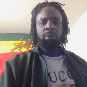 Born in Jah House Naziriten Yuth ( Don't Move Riddim )