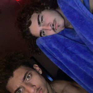 Insane Champagne Ft:lcruise
