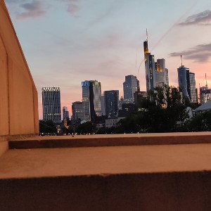 Von unten zu Siegern ft. Maenski, Buro⁴²⁹