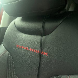 I'm whipping in a trailhawk