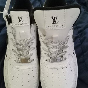Louie king vons airforce 1s