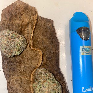 cookie with a big ass stem  