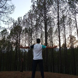Parthiv Adhikari - chill mae rehta hu .