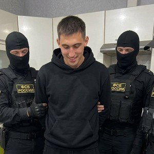 71runzvlfeatmolodoyTUTAZART