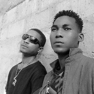 Amad D-lon - Amad D-lon ft Dreezy -falso 