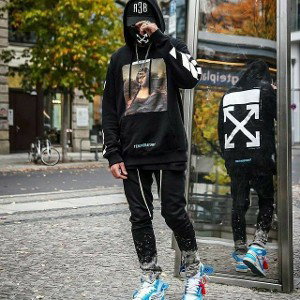 🪢Austria (Bro) 🪬 U.S.A 🪽