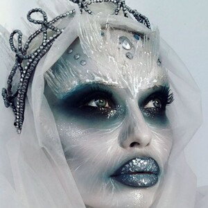They Call Me The Queen-SUNO AI