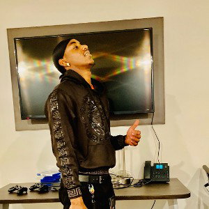 ZayBeMoving- Designer 