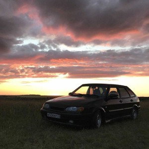 Тёмная LADA