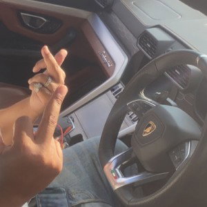jstackzz ft Leelow:Skin & bone 