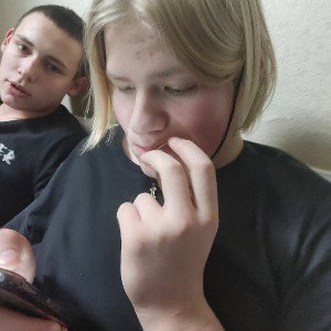 новый год а твоя мать сосет
