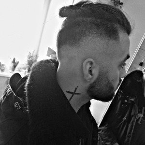 Krone Feat Buba, Zum verstecken der Shit