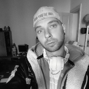 Red 100 Prozent Mc feat Vandal Beats prod by Dr Green