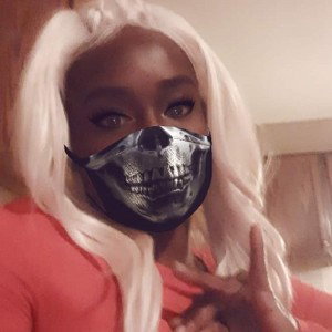 Hood Bitch Shit 👑🌹🖤⭐
