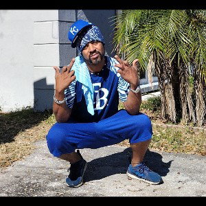 WHO DEZE HOE NIGGAZ