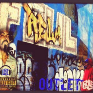 REALM - OUTLET